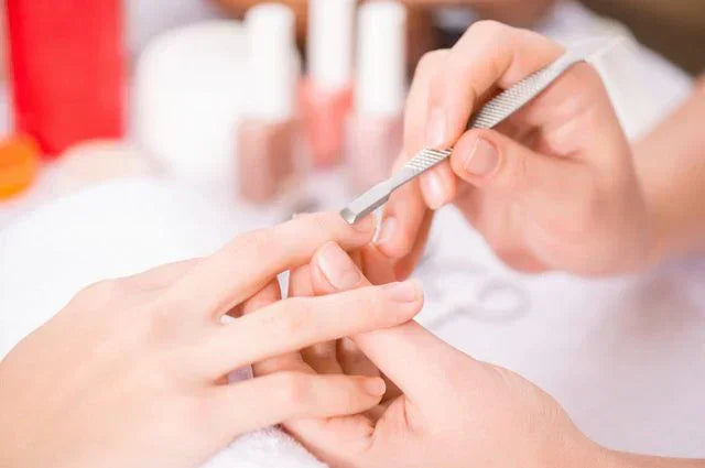 Overview of double-ended instruments for nail and skin care