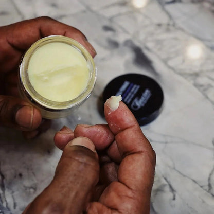 Baxter of California Shea Pomade – Light Hold – Colour white