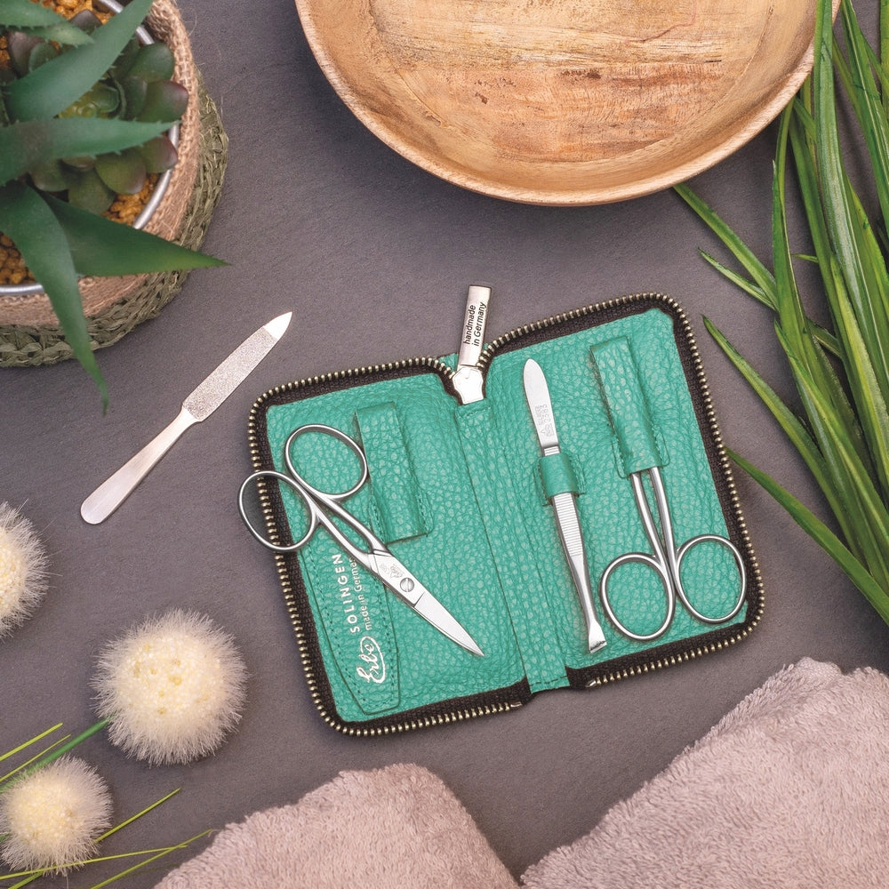 Erbe Piemont display manicure zip cases