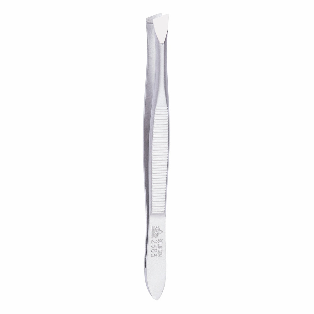 Erbe Premium Tweezers broad slanted – Length 9 cm