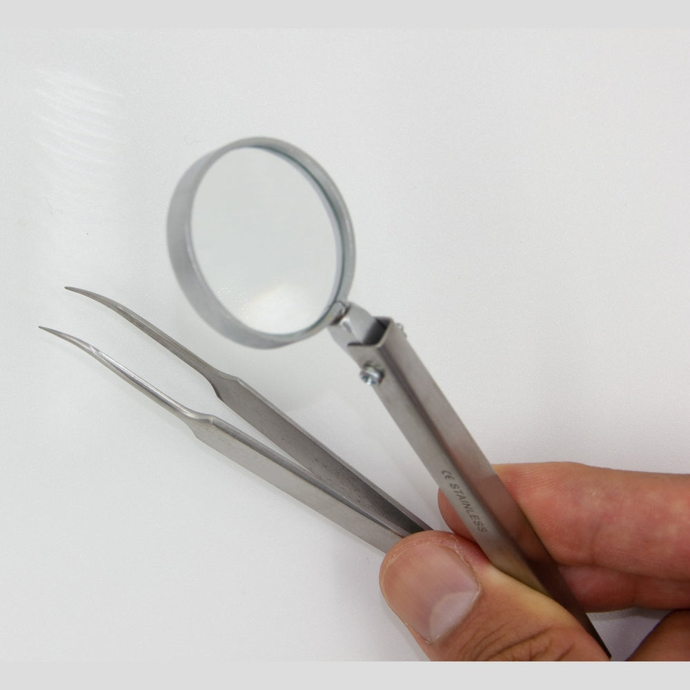 Pinzetta con lente 11 cm – Cosmesi