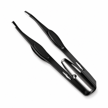 Tweezers with LED light and slanted gripping edge from Excellent, including faux leather case