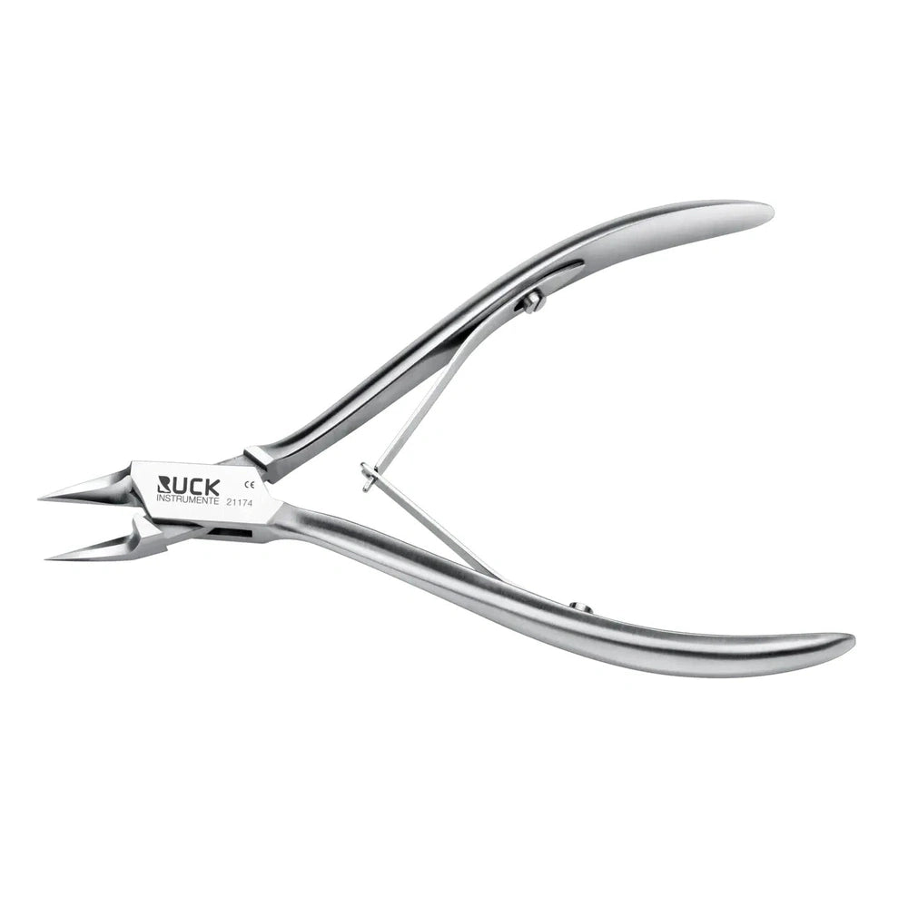Ruck corner nippers, standard shape